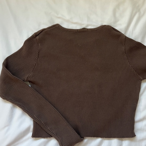 Brandy Melville Sweater Bundle - Picture 7 of 7